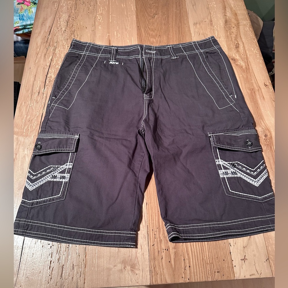 BKE Standard Fit Shorts 34x24